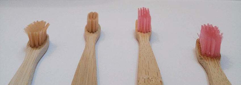 Přírodní bambusové zubní kartáčky Curanatura.