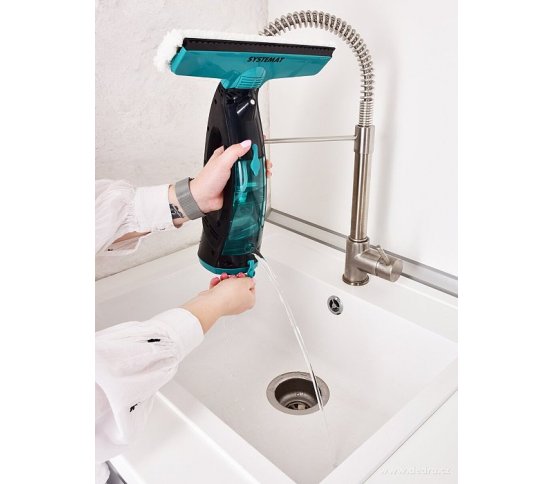 3v1 Dobíjecí vakuová stěrka na okna s integrovaným rozprašovačem VACDOM WINDOW 2