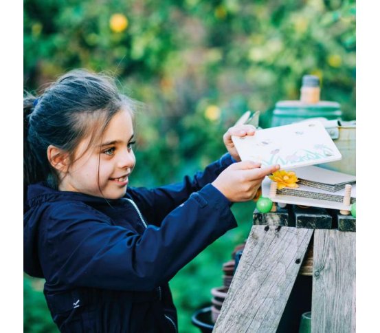 Bigjigs Toys Dřevěný lis na květiny pro děti