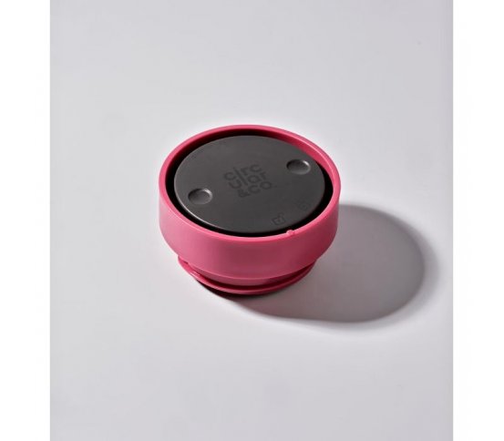 Spolehlivý kelímek na kávu take away