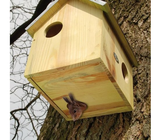 Dřevěná budka pro veverku Esschert Design 2
