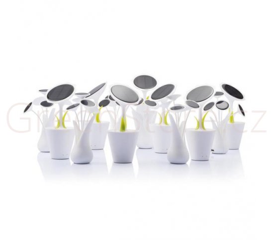 Ekologické designové solární nabíječky XD Design