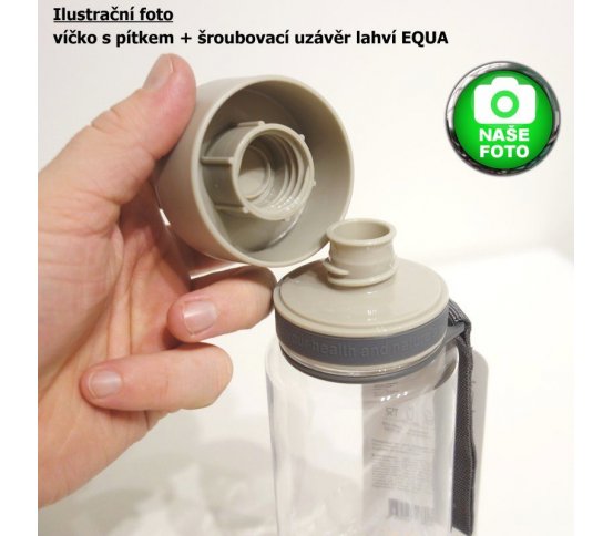 Detail uvnitř láhve equa víčko