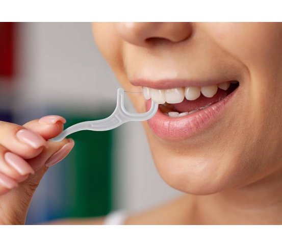 GoEco Sada zubní nit 30m a 30ks zubních párátek 1