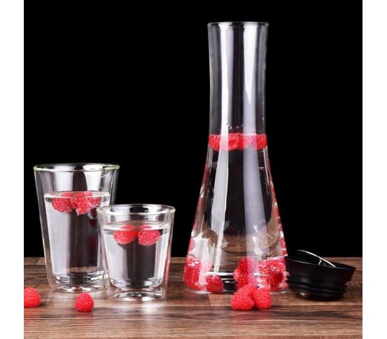 Odolná skleněná karafa na nápoje 1400ml