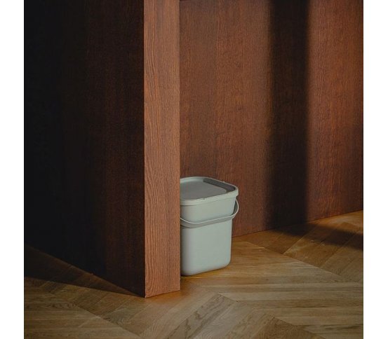 Koš na bioodpad s vložkou 6l - taupe Plastia 6