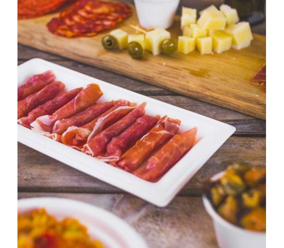 Obdélníkový talíř 25x12cm z cukrové třtiny (50ks)