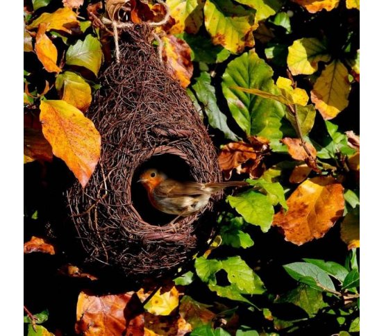 Přírodní ptačí polobudka pro malé ptáky