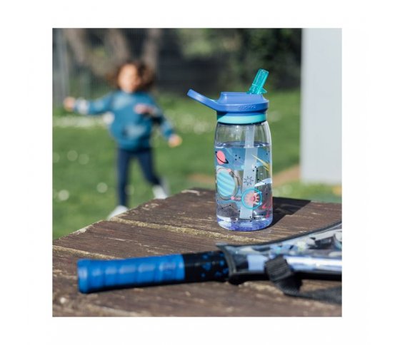 Quokka Dětská tritanová láhev s pítkem 580ml - vesmír