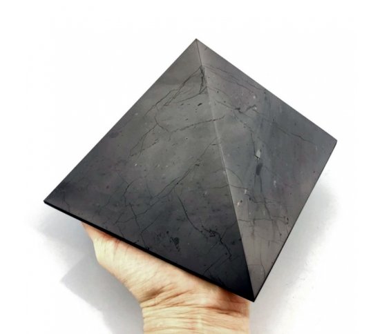 Pyramida shungit šungit proti záření Praha