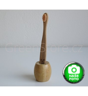 Malý bambusový stojánek na kartáček Curanatura