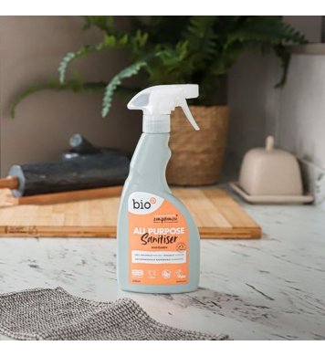 Bio-D Univerzální čistič s dezinfekcí - mandarinka 500ml