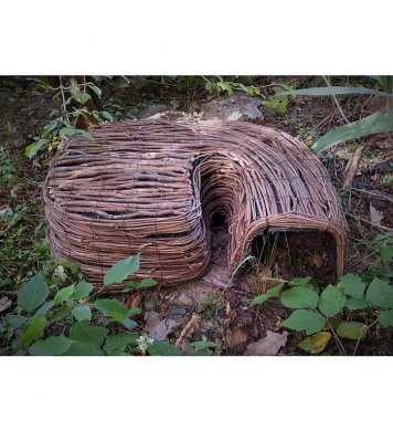 Domek pro ježky s ochranou z materiálu Brushwood zelená domácnost