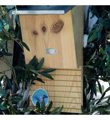 Dřevěná ochranná budka pro netopýry