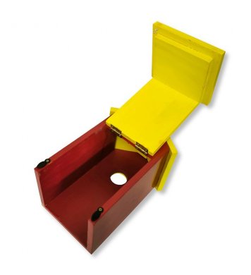 Dřevěná ptačí budka s otvorem 3,2cm - červená Erdtmann 2