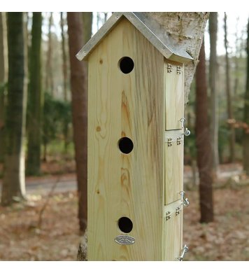 Dřevěná trojbudka pro vrabce Esschert Design 3