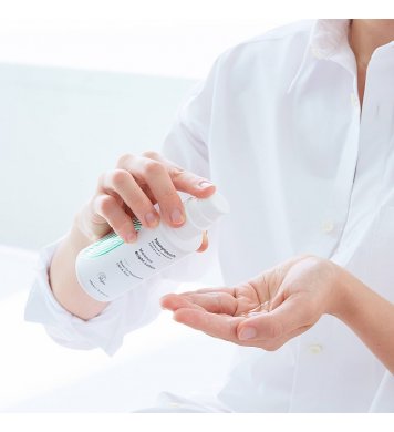 Hemptouch Hydratační rozjasňující esence - vzorek 2ml tester