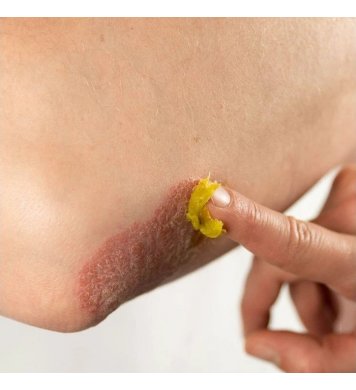 Hemptouch Terapeutický balzám CBD 50ml použití konzistence