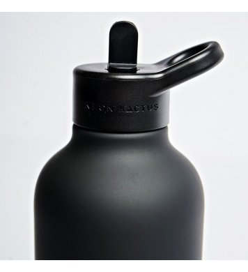 Ekologická láhev na vodu na turistiku