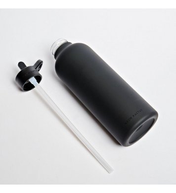 Tritanová láhev na vodu s brčkem