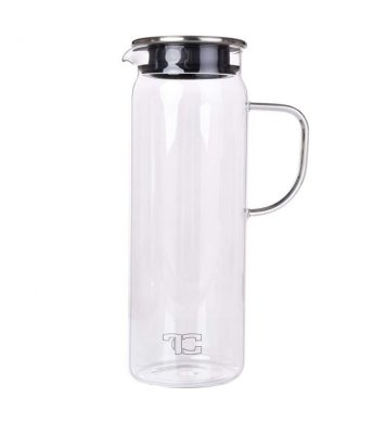 Skleněná karafa s uchem na studené nápoje