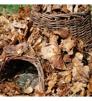 Proutěný domek pro ježka Esschert Design 4