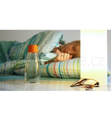 ReTap láhev na nočním stole před usnutím