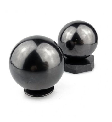 Šungitová koule leštěná 8cm proti záření elektromagnetic