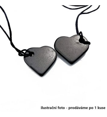 Šungitový přívěsek srdce 3 x 2,5cm