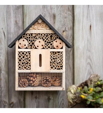 Velký hotel pro hmyz 29x24x10cm Esschert Design 1