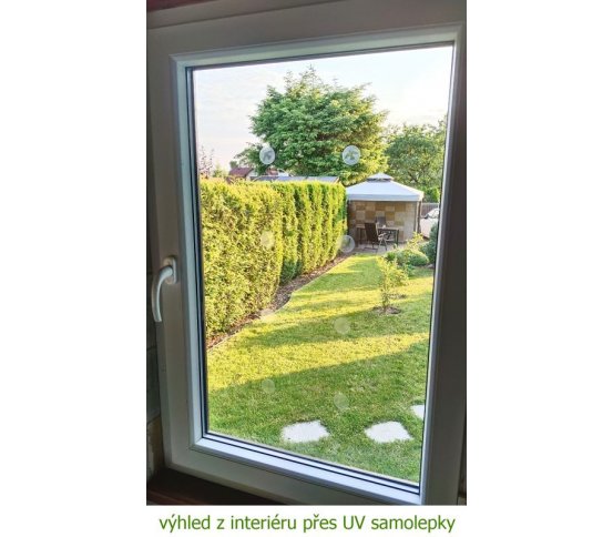 UV nálepky na sklo proti nárazu ptáků